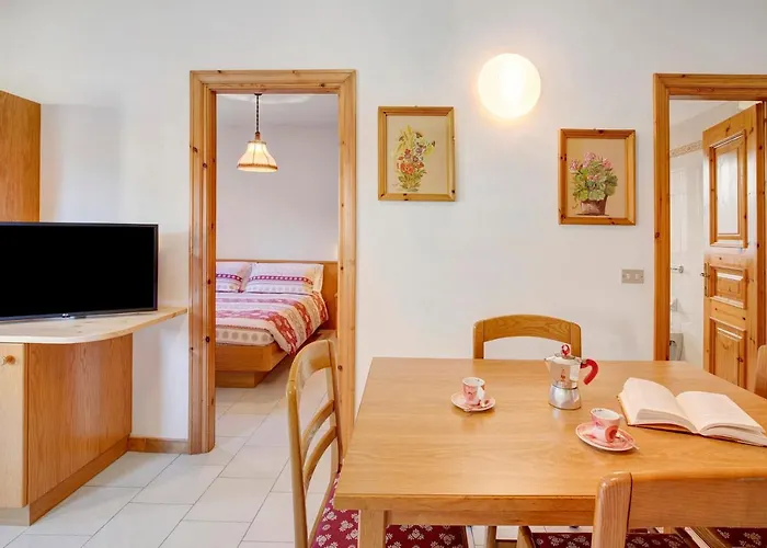 Baita Al Pian Ginepro Hotel